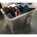 A very large mixed box of mainly modern cameras to include Fuji Finepix, various compacts,