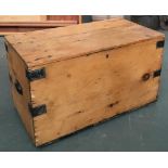 A pine blanket box with loop carry handles and metal bracing, 84cmW