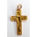 Pretty 9ct gold crucifix with engraved design to front, approx. 2cm long, 0.5g
