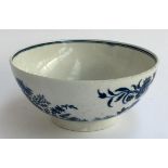A porcelain Lowestoft bowl, blue and white fence pattern, 17cmD