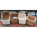 A lot of five various wicker basket