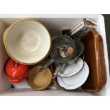A box of various kitchenalia, to include Green's mixing bowls, cast iron casserole pot, several