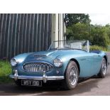 10% BUYER'S COMMISSION. CAN BE DRIVEN AWAY A 1961 Austin Healey 3000 MkII BT7, finished in classic