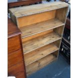 A small pine bookcase, with bobble molding, four shelves, 70x112cmH