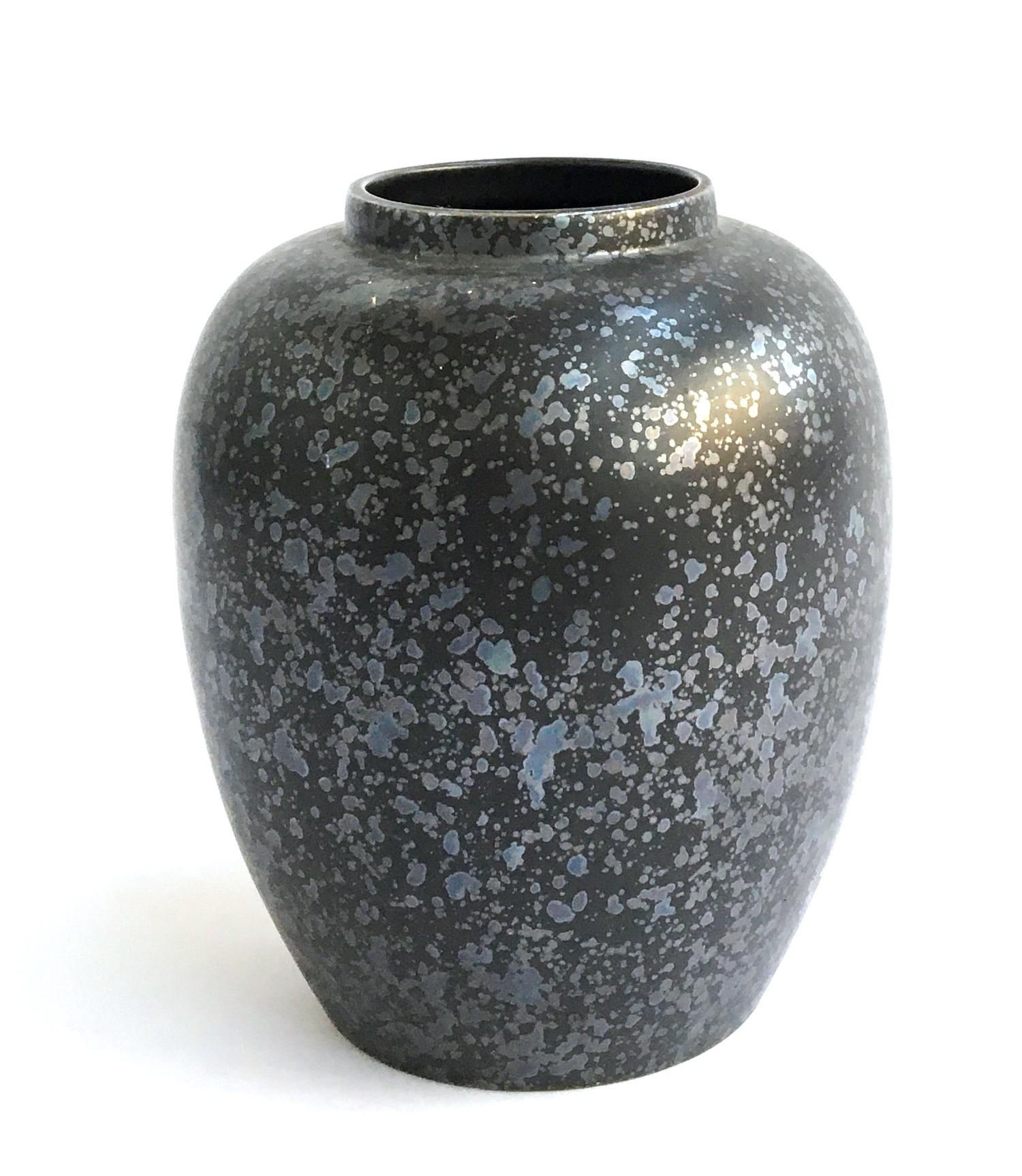 A Poole Pottery vase, black Calypso lustre pattern, 22.5cmH