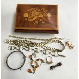 Mixed lot of jewellery, some silver, in a small wooden musical jewellery box