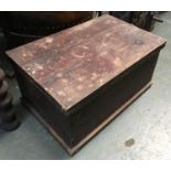 A pine box, 52x34x26cmH