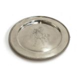 A silver salver by William Comyns & Sons, London 1972, 22.7cm diameter, 11.9oz