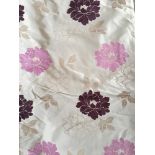Two pairs of curtains, with tiebacks, 100x290cm; 120x290cm