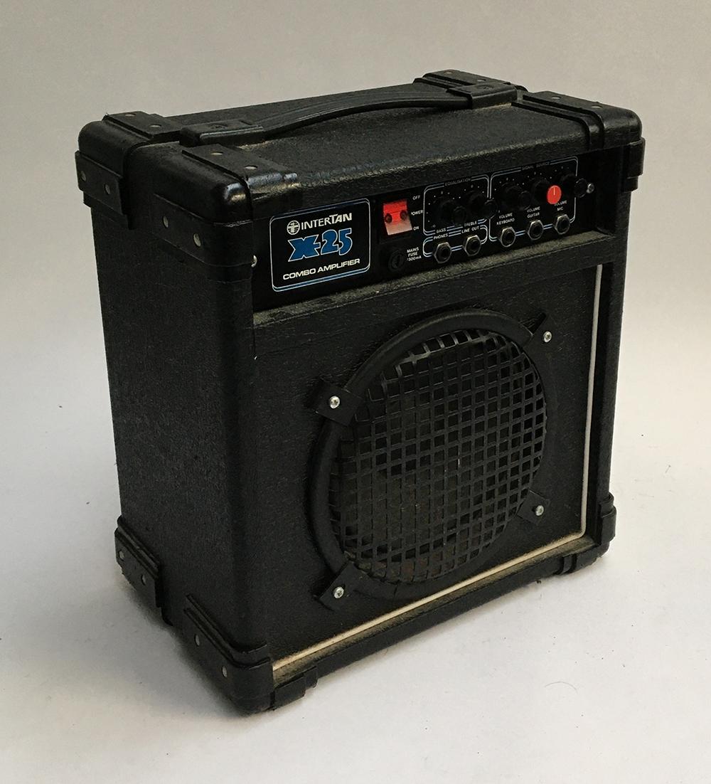 A Intertan X25 combo amplifier