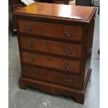 A burr walnut veneer chest of four drawers, 60x37x74cmH