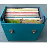 A mixed box of LPs to include Shirley Bassey, John Denver, Barry Manilow, Kunicka etc