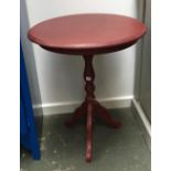 A painted tripod table, 50cmD