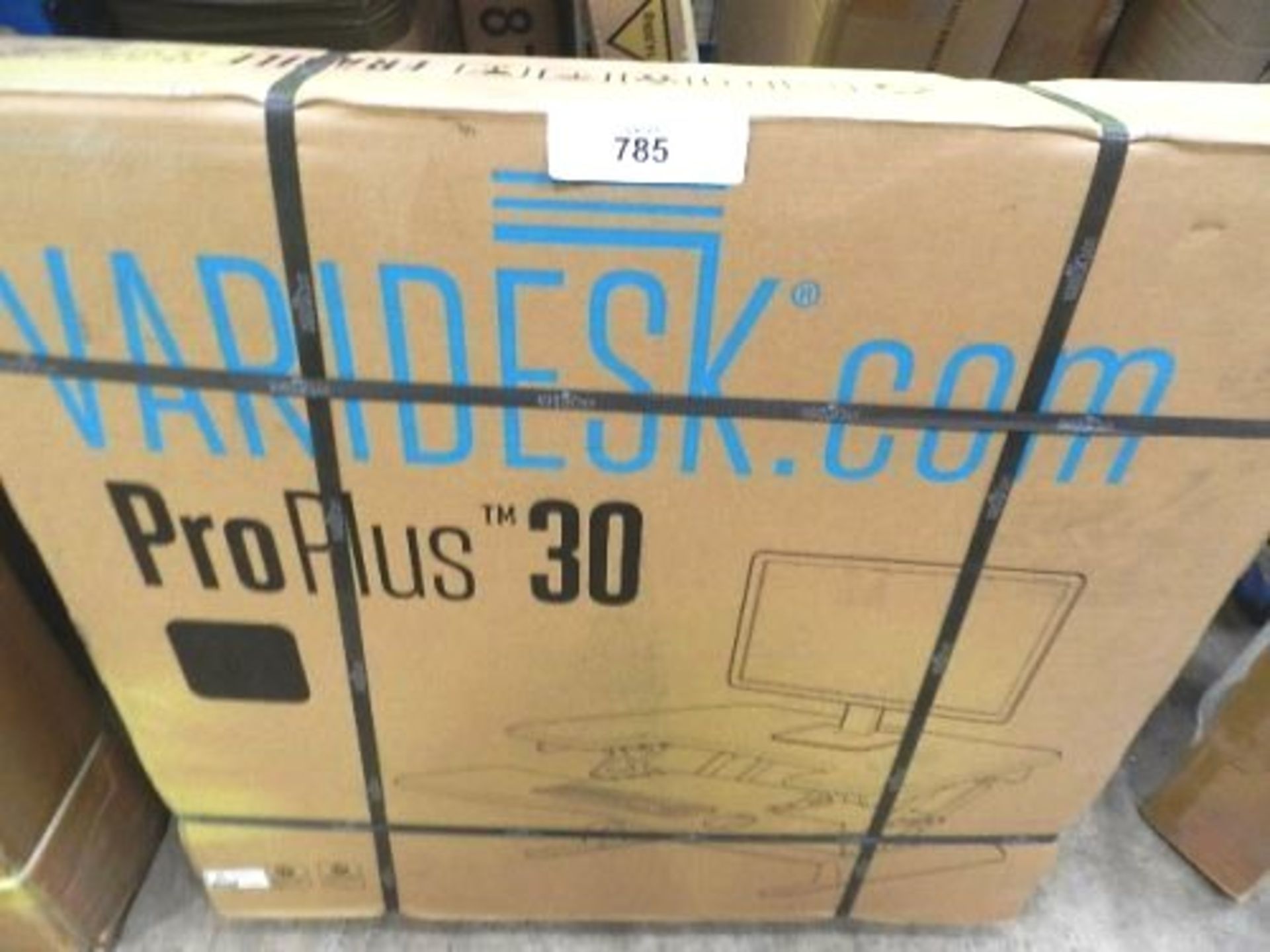 A Varidesk Pro Plus 30 computer station, model 49901, RRP £150.00 - New in box (GSF35)