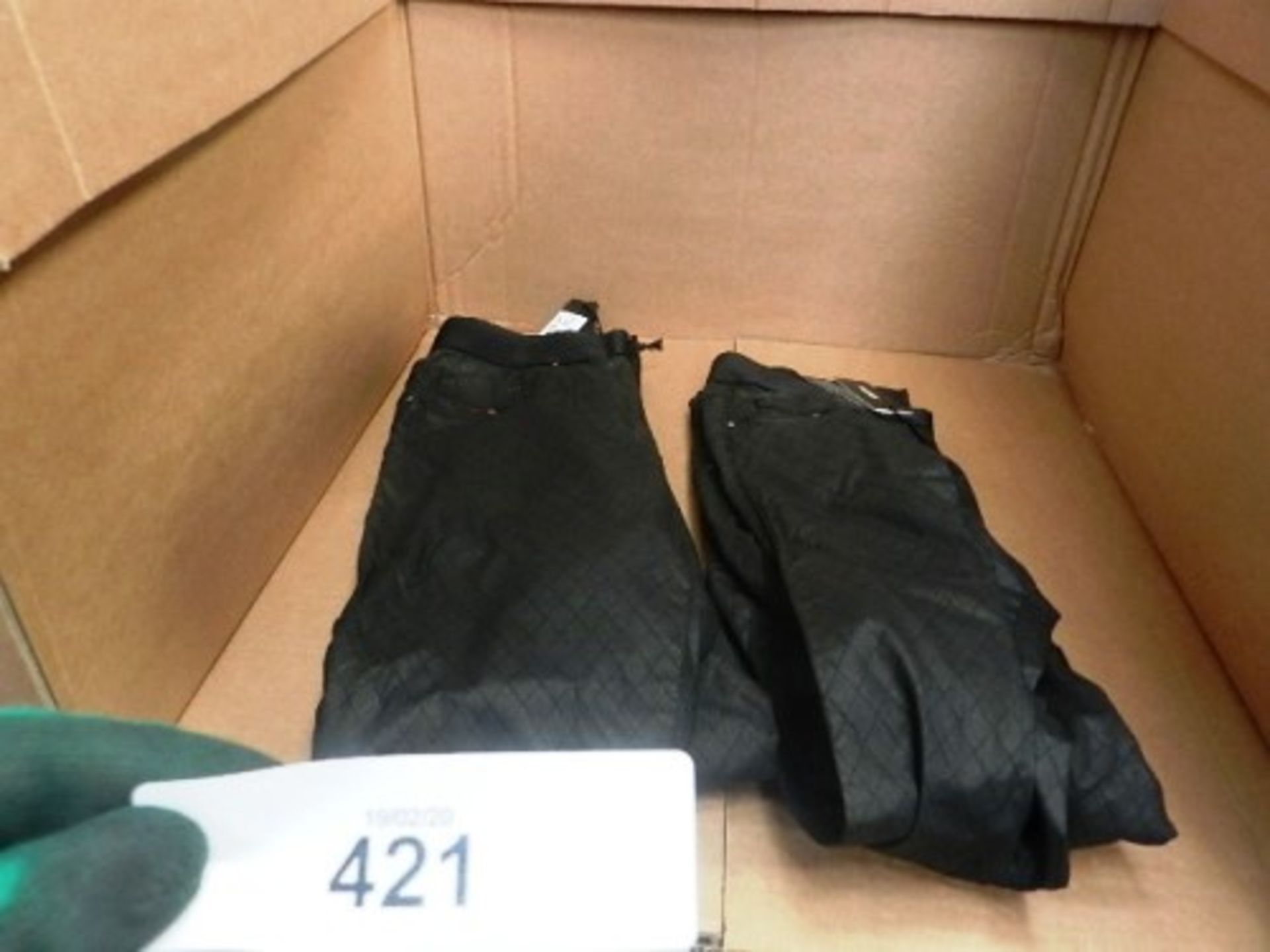 2 x pairs of ladies Diesel Debbie faux leather leggings - New (esb17c)
