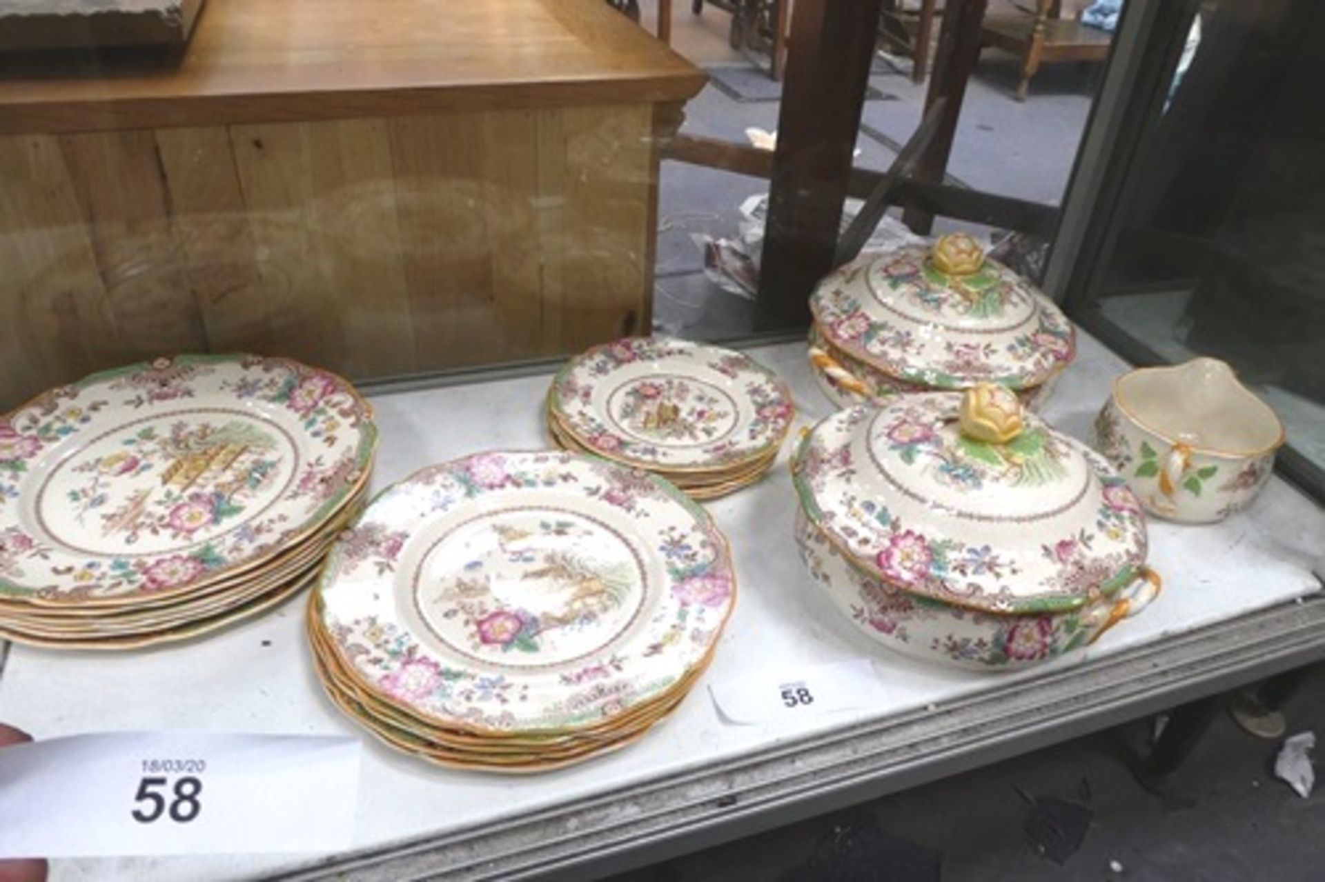 Royal Doulton Temple part dinner service, comprising 6 dinner, 5 desert and 6 side plates, 2