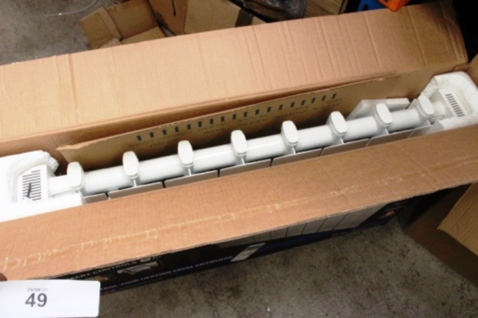 A Haverland self-programming electric radiator, ULTRAD-8, 1250W - New, untested (ES2) - Image 2 of 2