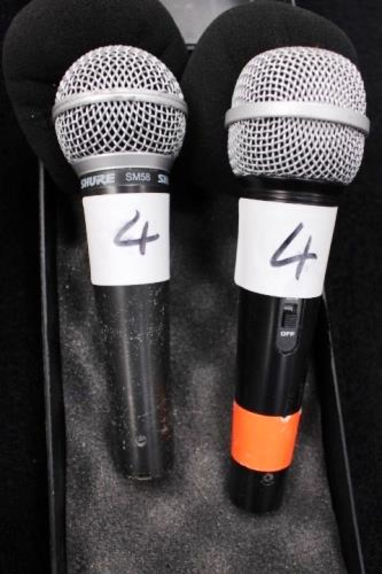 7 x professional microphones including Shire SM58, Stagg etc. power on - Second-hand, untested ( - Image 4 of 4