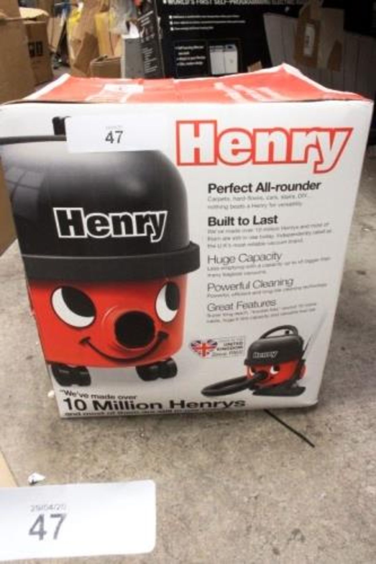 A Henry vacuum cleaner, HVR160-11 V16, model 902395 - Sealed new in box (ES2)