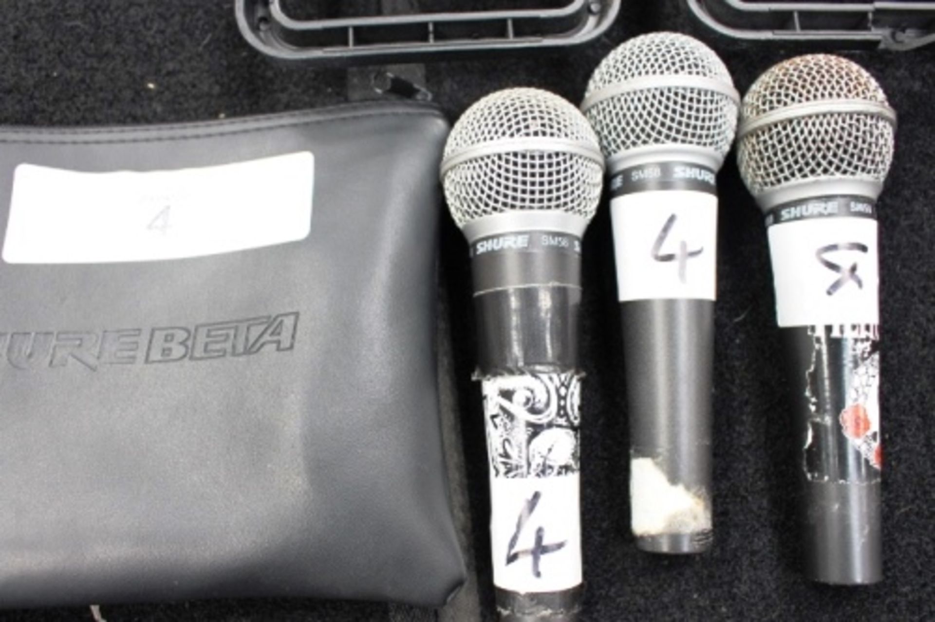 7 x professional microphones including Shire SM58, Stagg etc. power on - Second-hand, untested ( - Image 2 of 4