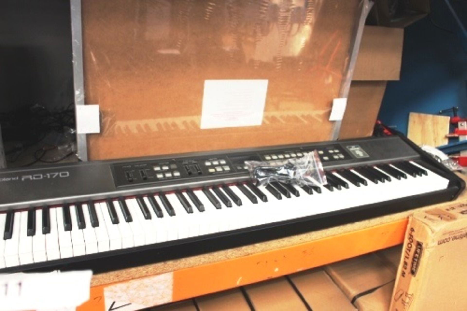 A Roland RD-170 professional electric piano, powers on - Second-hand, untested (ES1) - Image 6 of 6