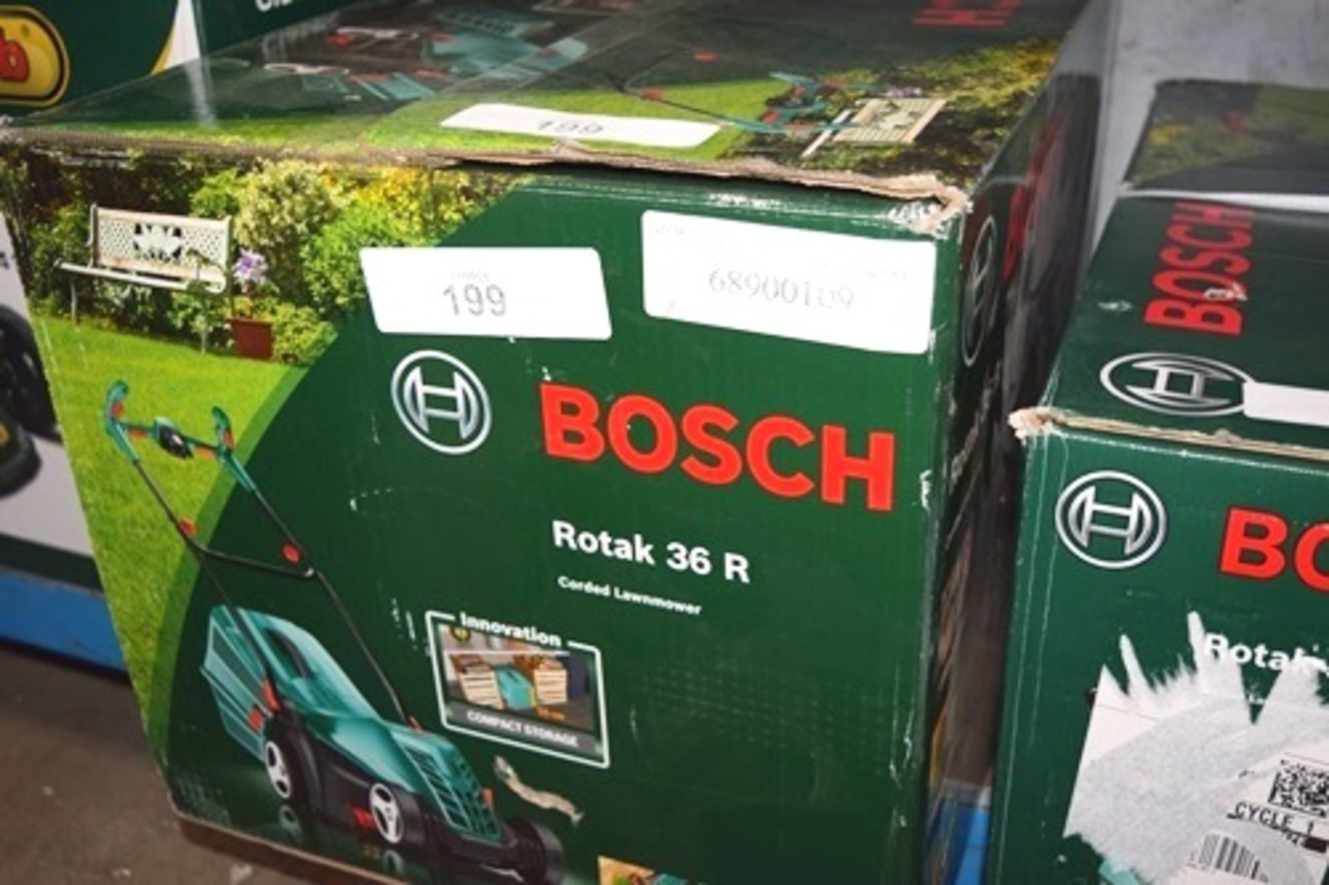 Bosch Rotak 36R electric lawnmower - New in box (GS30)