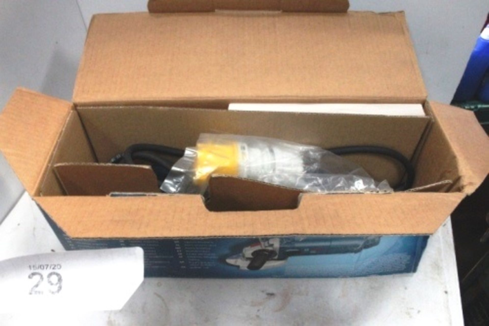 Bosch Professional angle grinder, 110V, model WS11-125, RRP £110.00 - New in box, box open (TC3) - Image 2 of 3