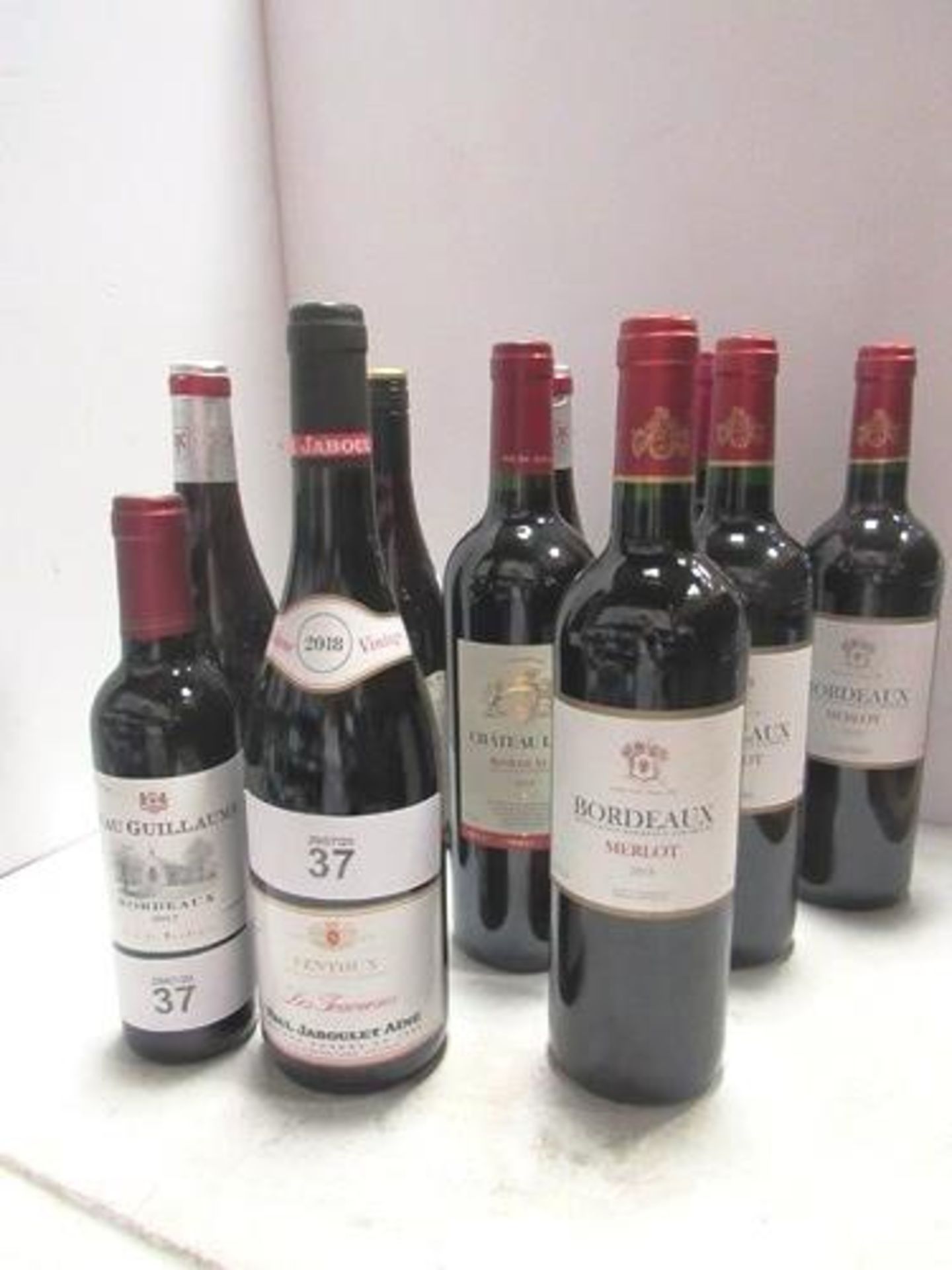 9 x assorted bottles of French wine including 1 x Paul Jaboulet Ventoux Les Traverses 2018