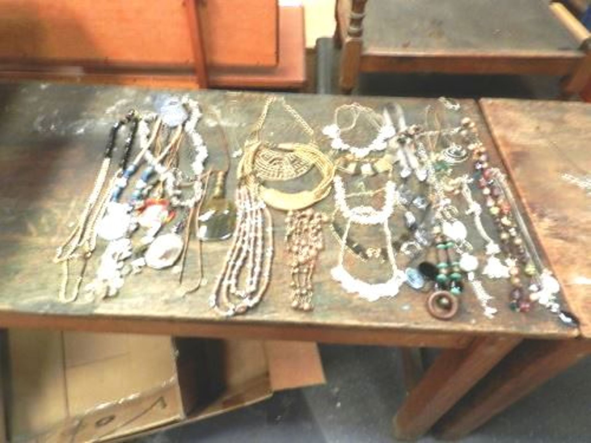 An assortment of costume jewellery consisting of bangles, bracelets, necklaces, men's/ladies/kids - Image 2 of 2