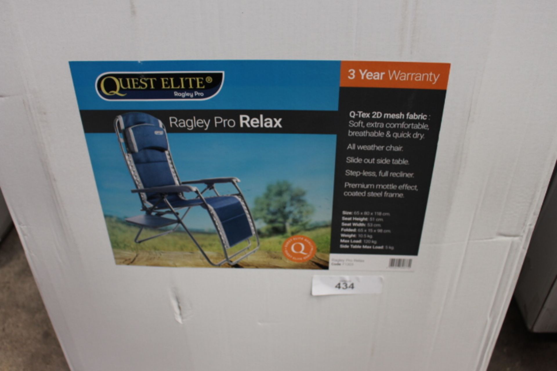 A pair of Quest Elite Ragley Pro Relax blue mesh fabric chairs, code F1303 - New in box (GS5)