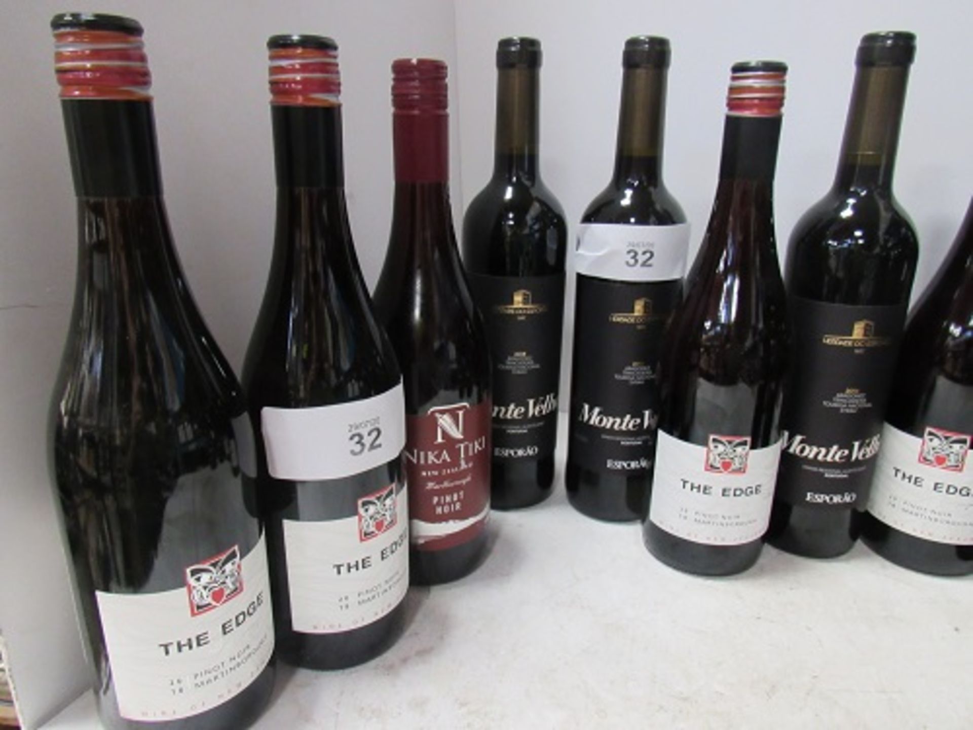 11 x assorted bottles including 4 x 750ml bottles of The Edge New Zealand Pinot Noir 2018 and 6 x - Image 2 of 3