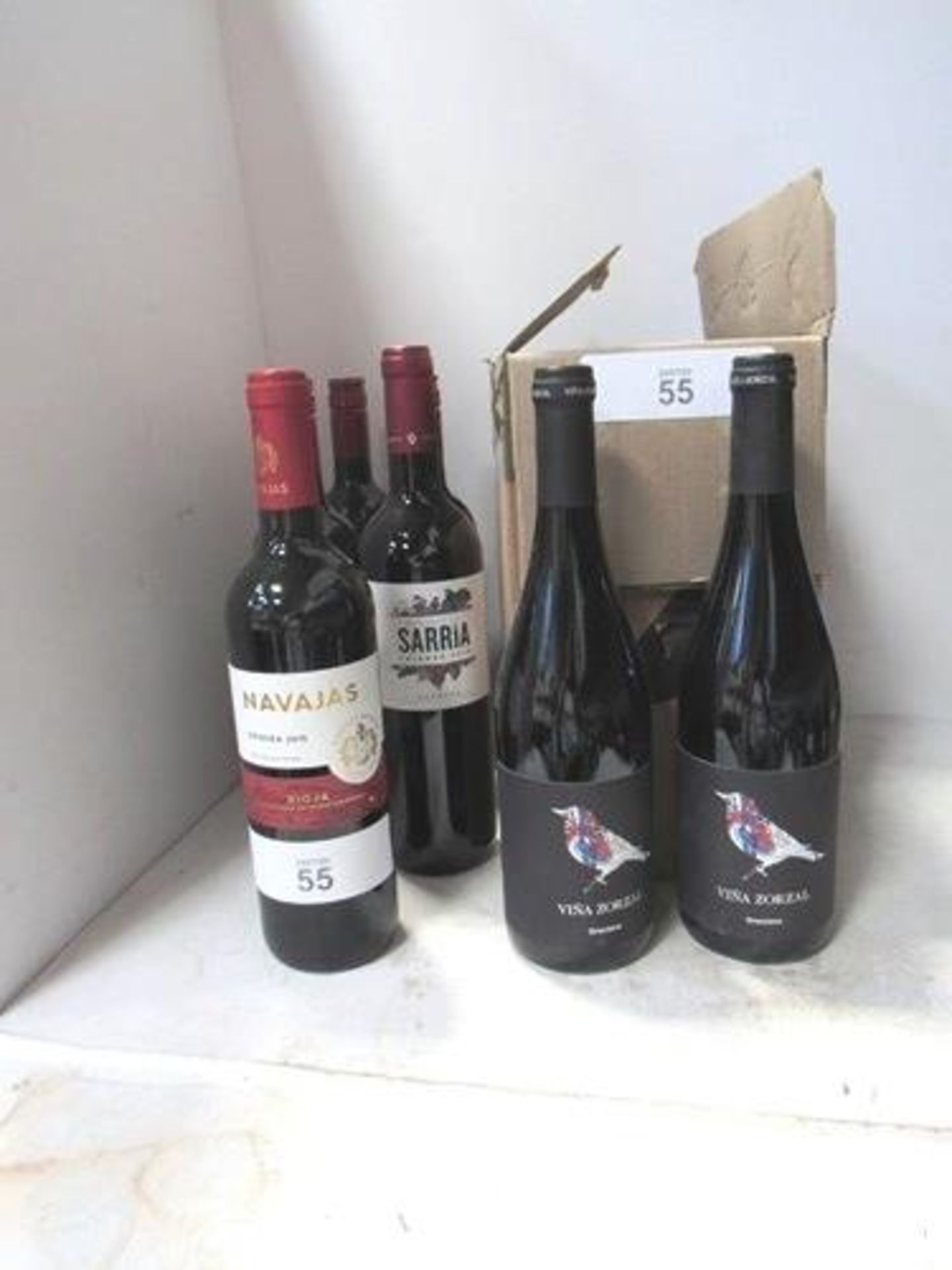 11 x assorted bottles of Spanish wine including 1 x 75cl bottle of Navajas Crianza Rioja 2015 and