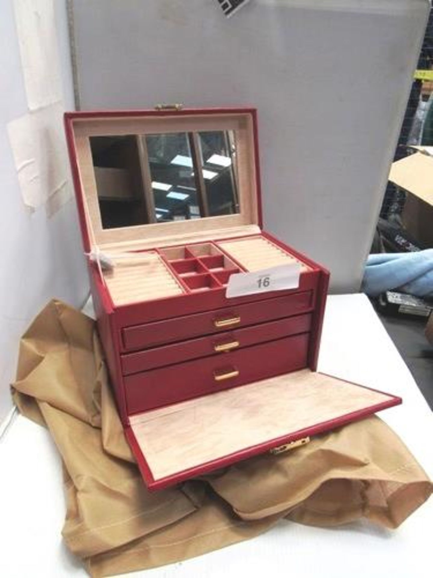 2 x large Cordays jewellery boxes, 1 x cream and 1 x red - New (C6A)