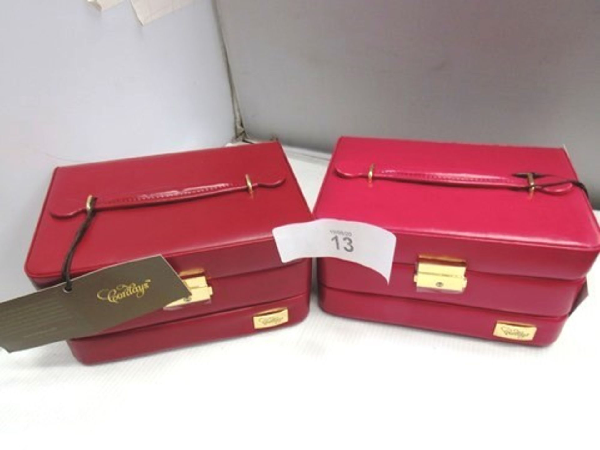 5 x Cordays jewellery cases, assorted colours and sizes - New (C6C) - Image 2 of 3