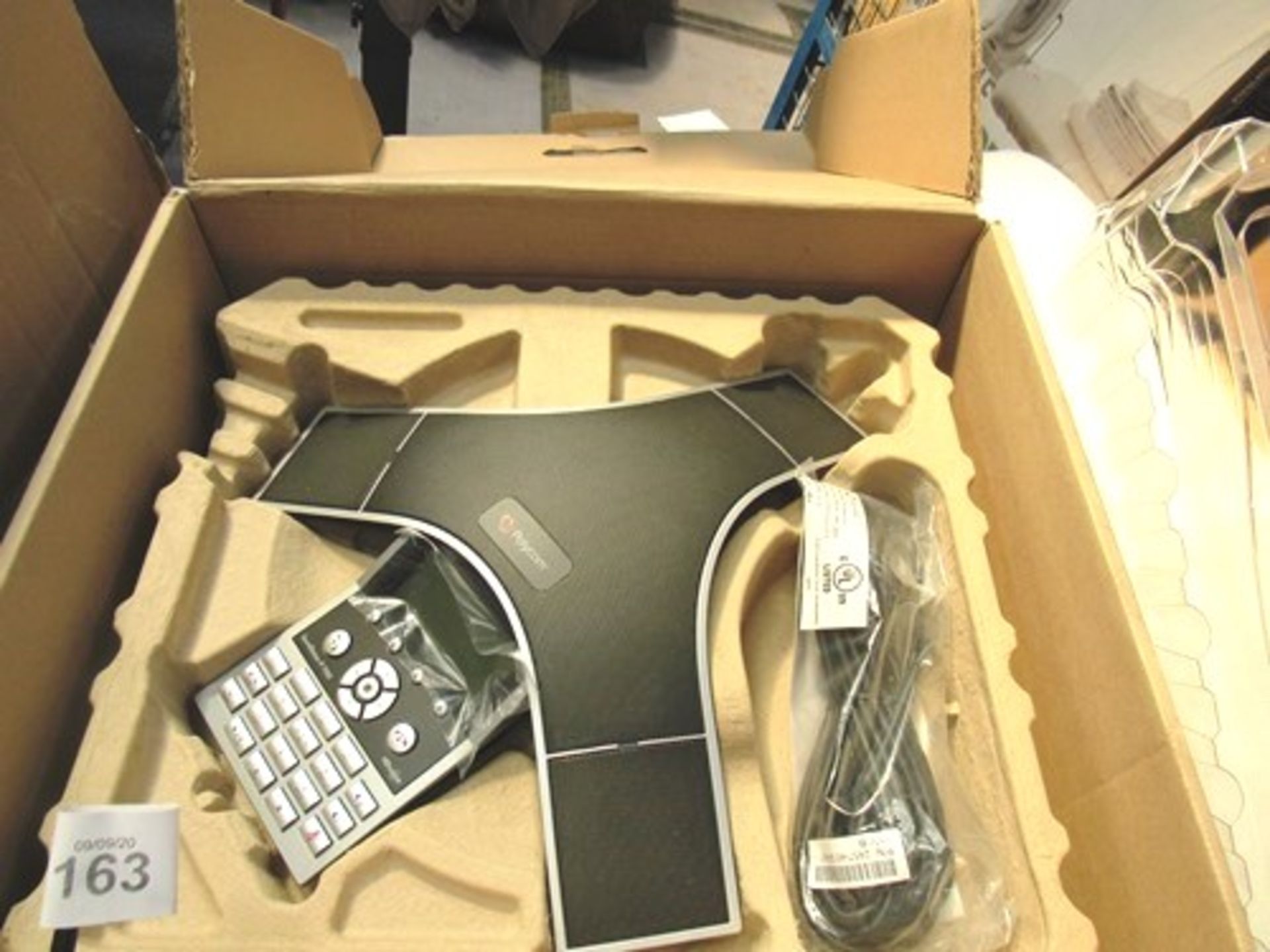 1 x Polycom SoundStation IP7000 POE conference phone, P.N. 2200-4000-001 - New in box, box open ( - Image 4 of 4
