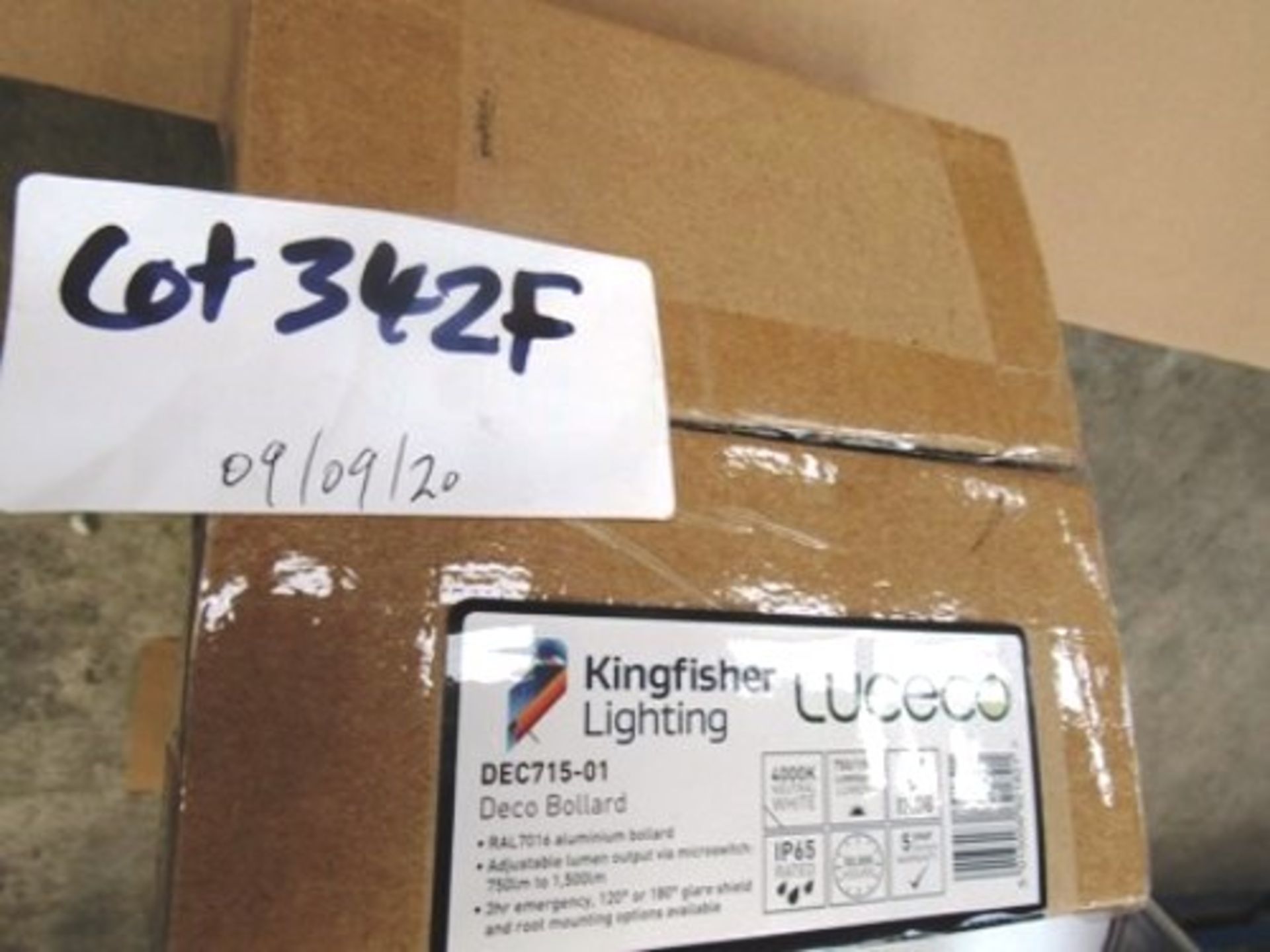 2 x Kingfisher Luceco LED Deco bollards, Model Dec715-01, 50,000 Hours, IP65, 4000K neutral/white,