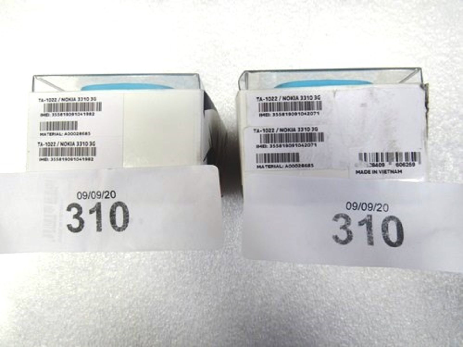 2 x Nokia 33103G phones , REF: TA-1022, IMEI: 355819091042071 and 35581909101982 - 1 x Sealed new - Image 2 of 2