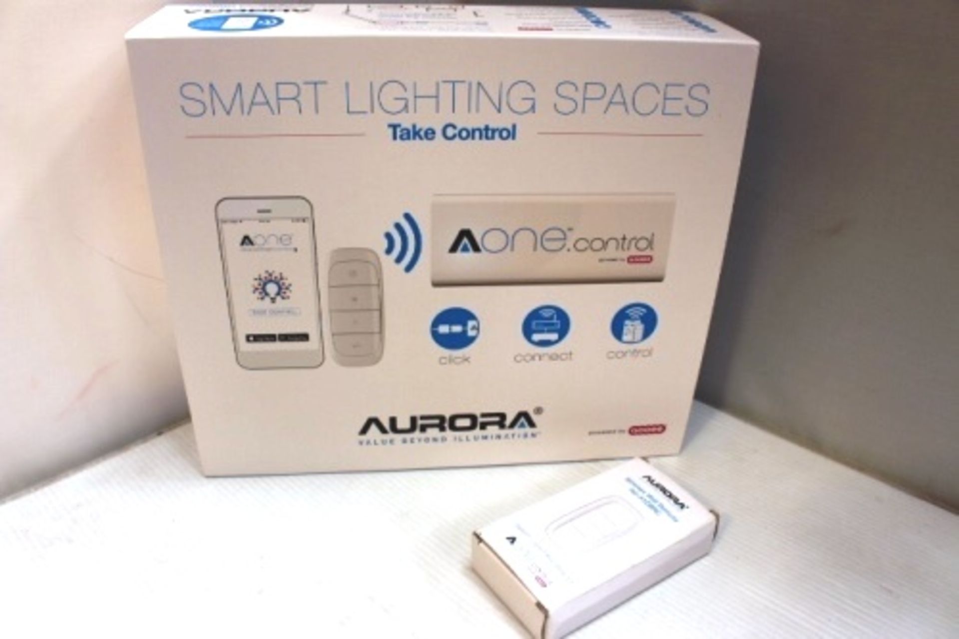 Aurora smart lighting starter kit and Aurora wireless wall remote - New (C11C)