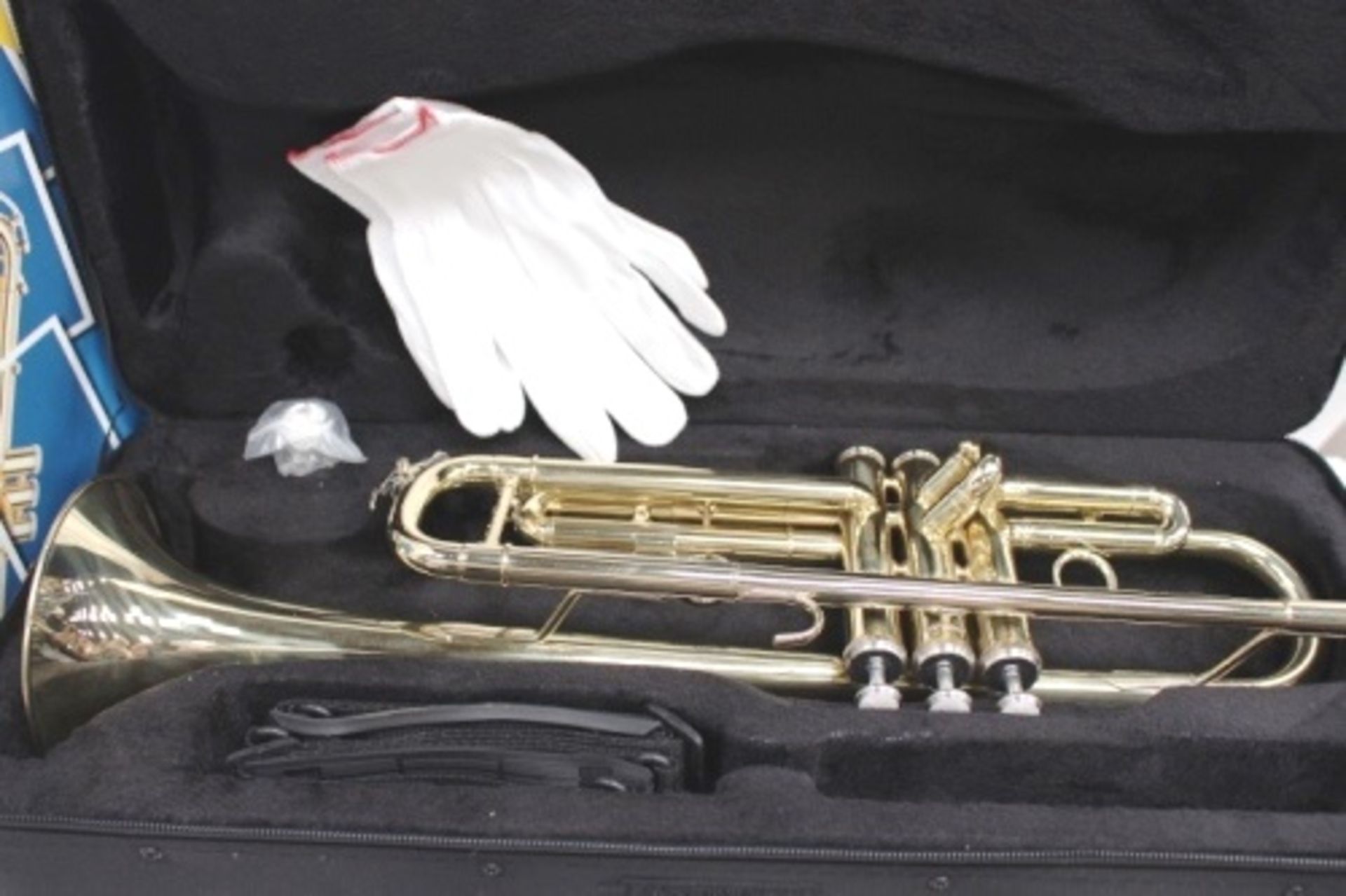 1 x Gear4Music student trumpet, comes with hard case, music stand and John Miller's Trumpet Basics - Image 3 of 3