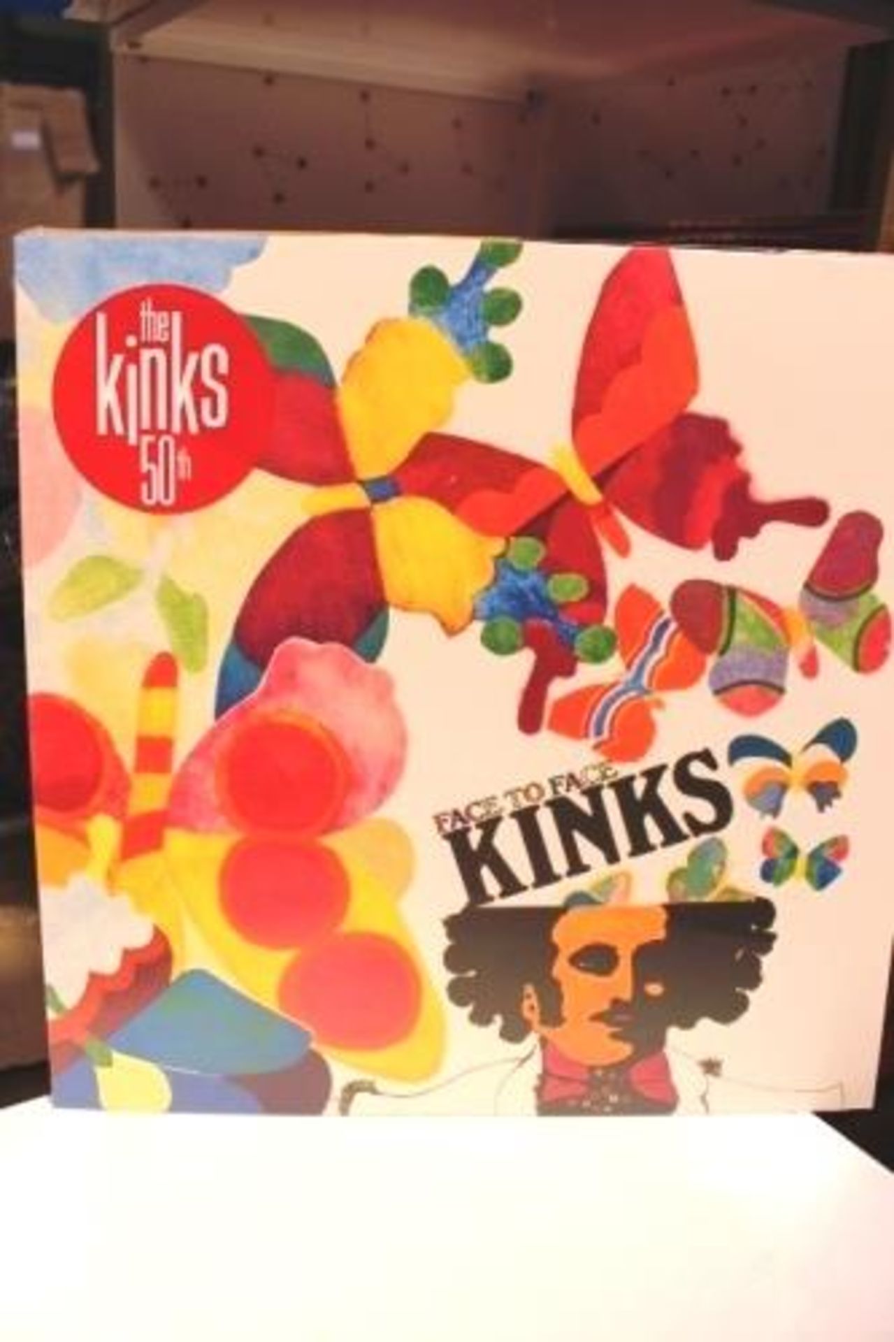 5 x vinyl's comprising 2 x Very Best of Morrissey, 2 x Face to Face, The Kinks and 1 x Crobot - Image 2 of 3