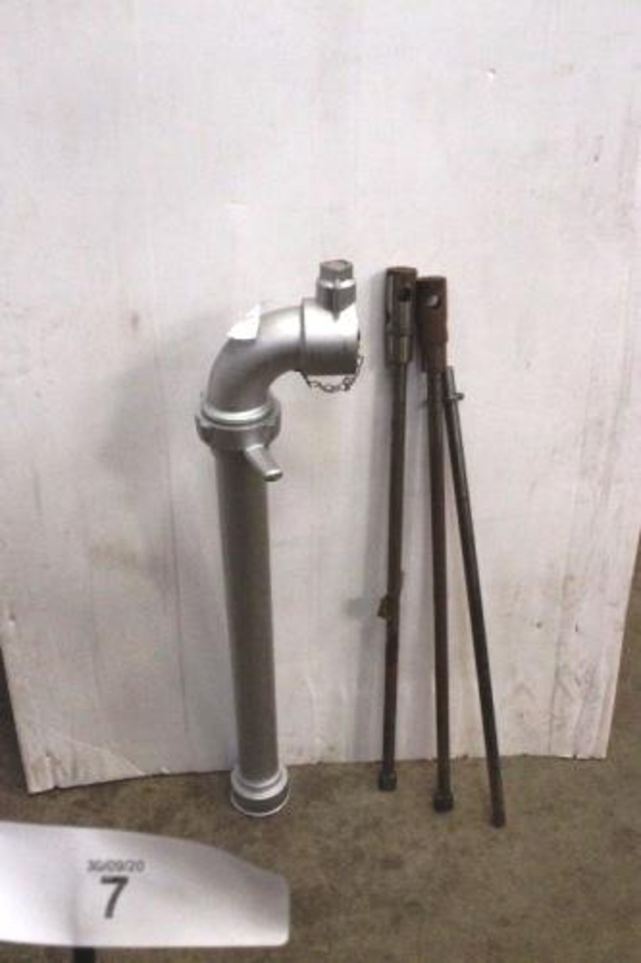 1 x water standby pipe, 65, diameter approximately, 2 x lid lifters and 1 x handle (TC2)