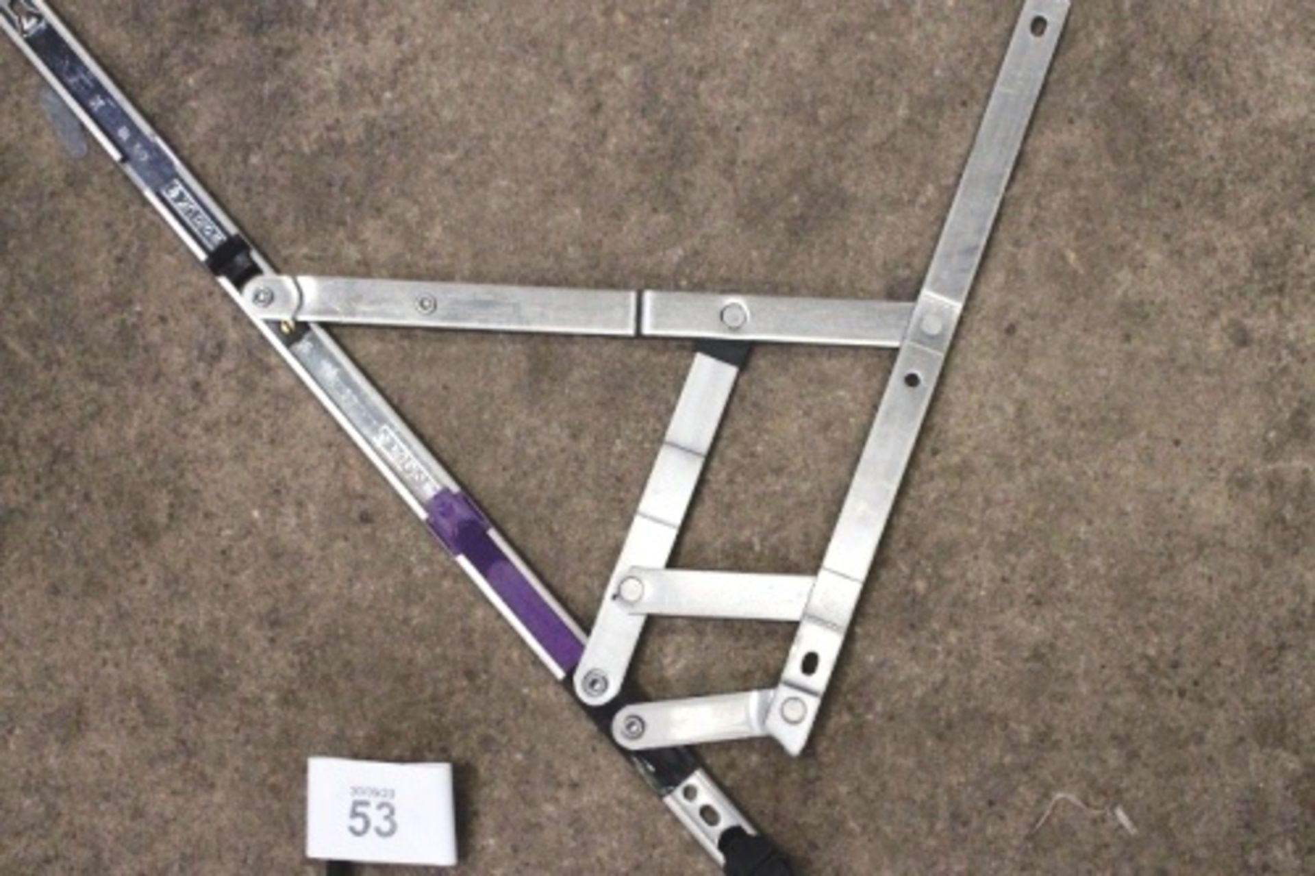 4 x assorted bundles of steel and other window struts (TC3) - Image 3 of 3