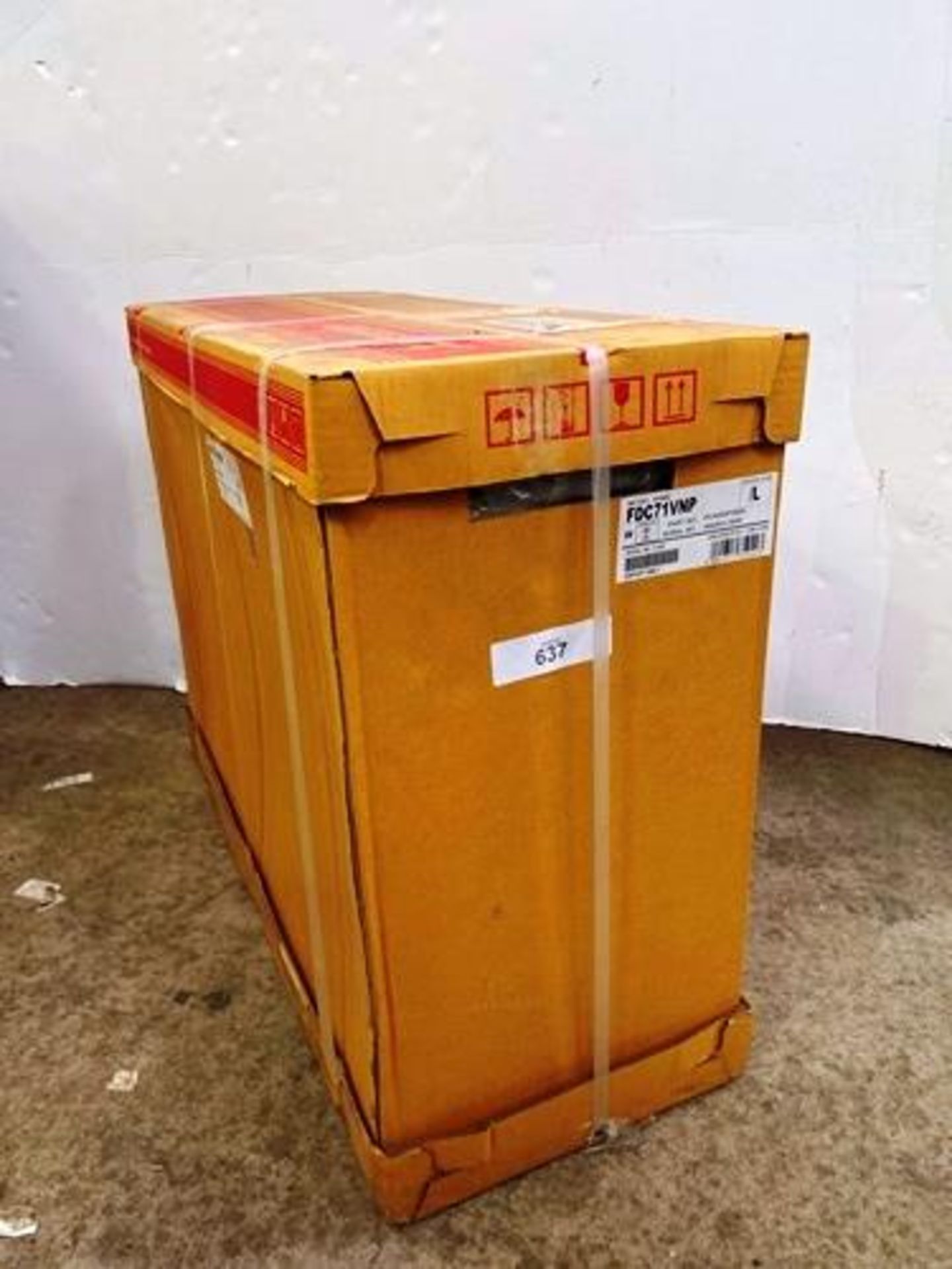 1 x Mitsubishi heavy industries air conditioner, model FDC71VNP - Sealed new in box (GS40C)