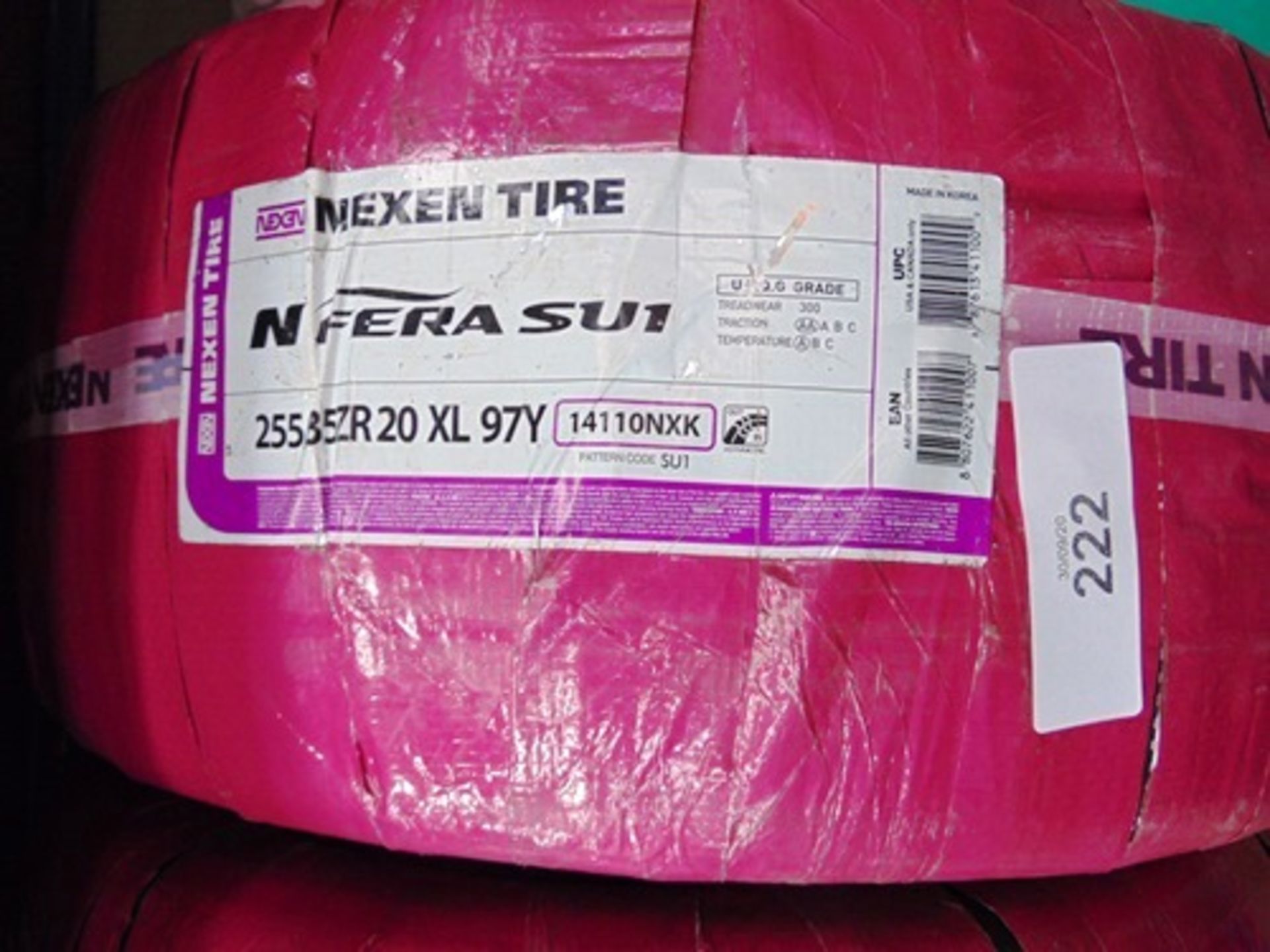 2 x Nexen 255/35ZR/20 tyres - New (GS9)