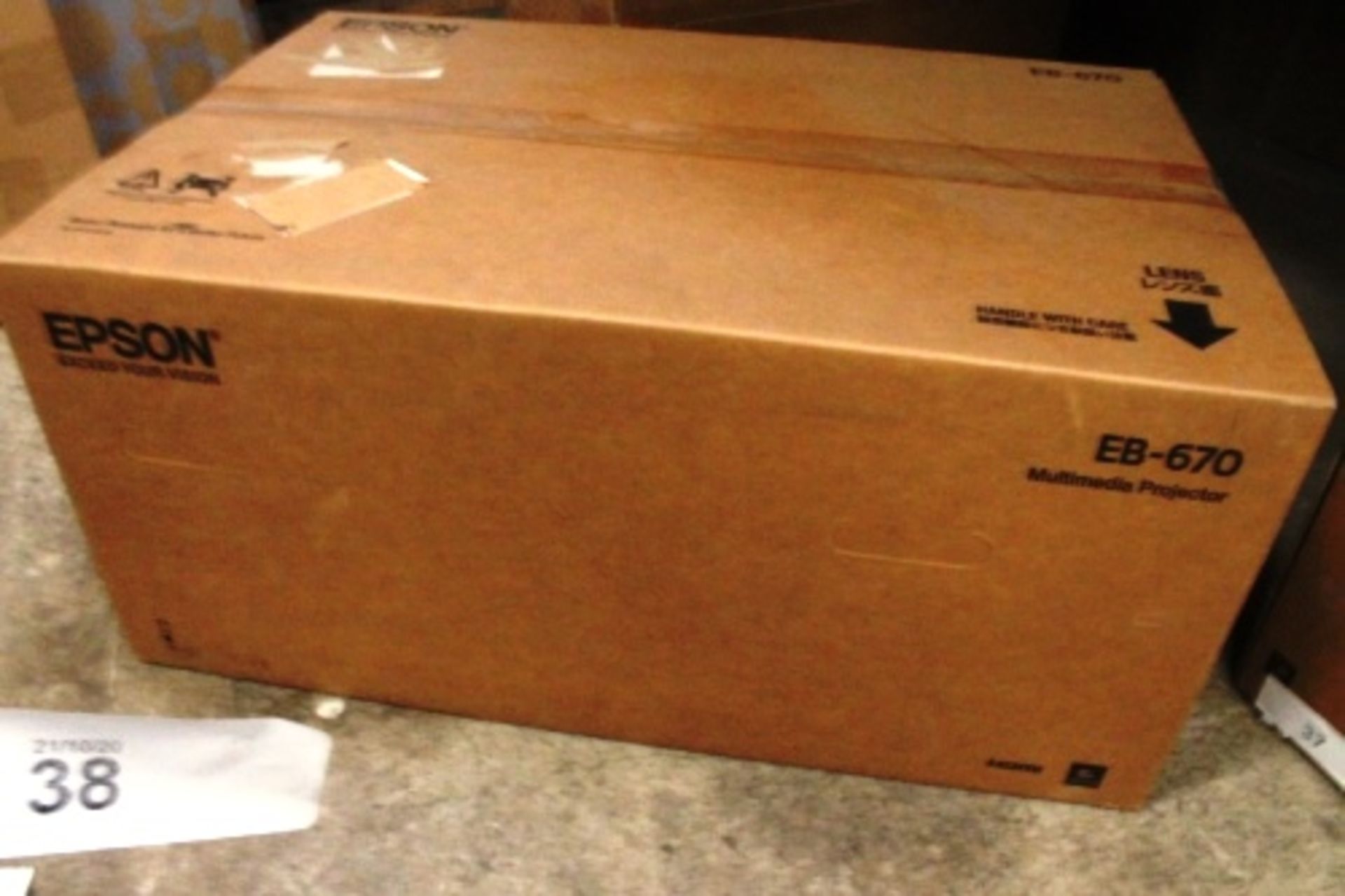 Epson EB670 multimedia projector, model H747B - Sealed new in box (ES4)