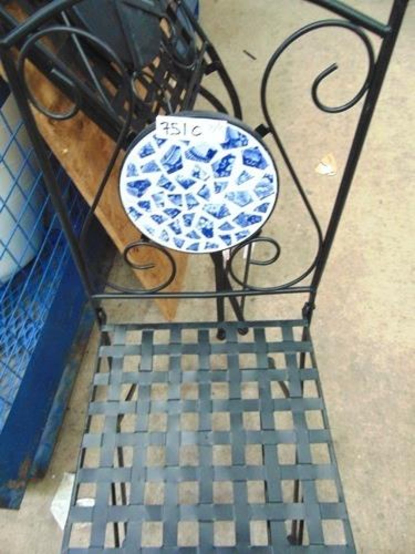 4 x assorted pacific garden/conservatory chairs, 2 x Alfresco rattan garden chairs, 2 x similar club - Image 3 of 5