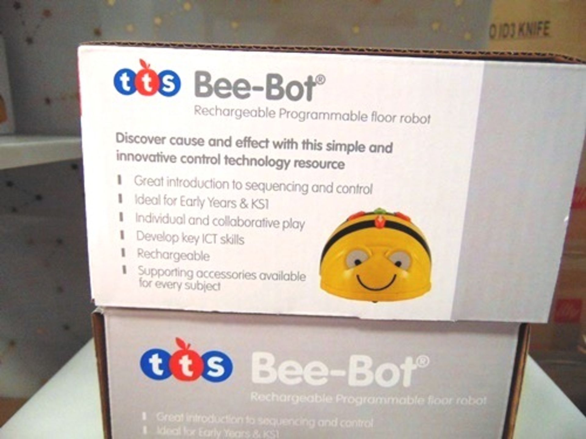 2 x TTS Bee-Bot programmable floor robots, product code IT10077 - New (C15tab) - Image 2 of 2