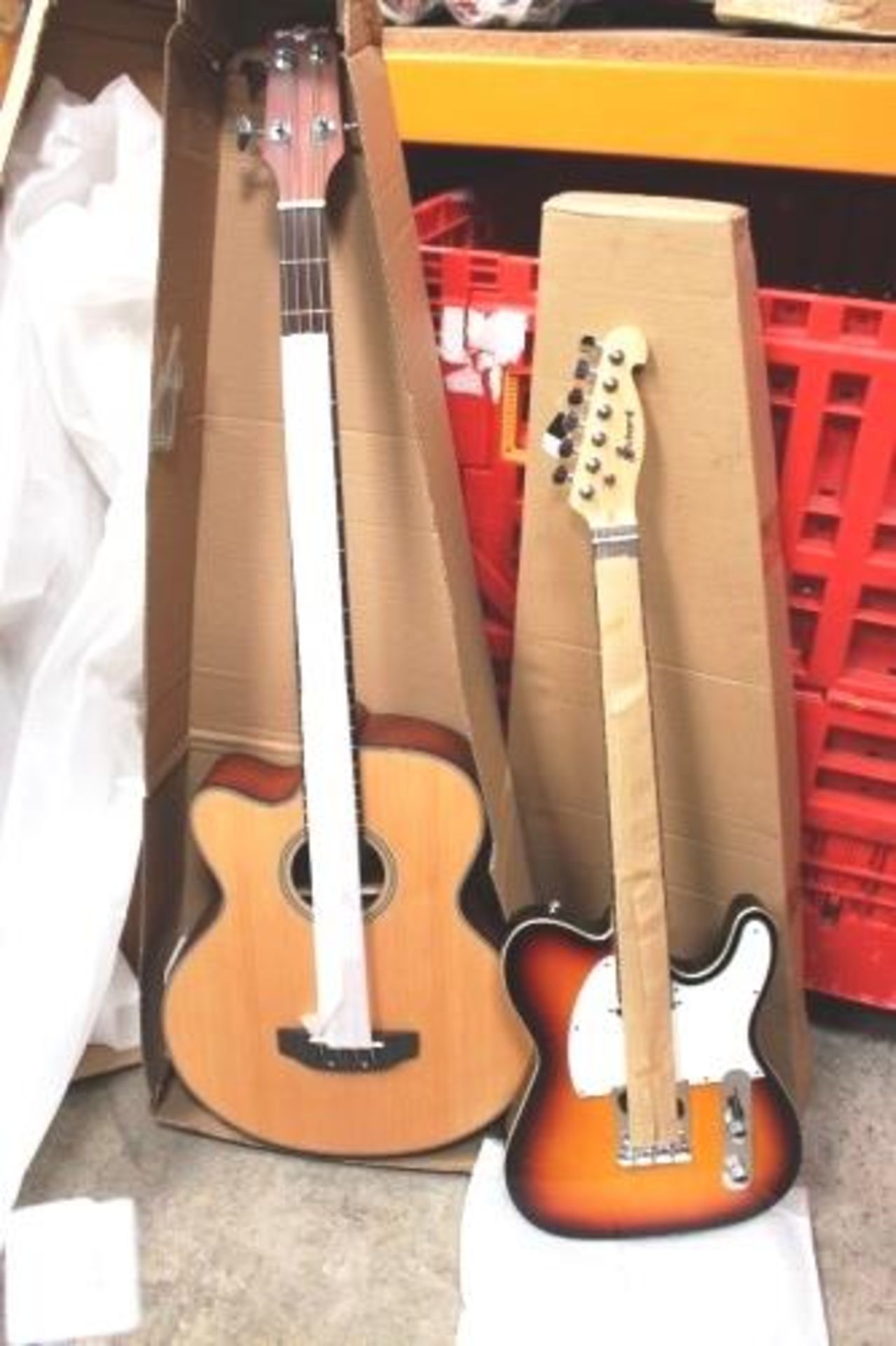 Gear4Music left-hand acoustic 4 string bass guitar, model AB100-LH, together with Chord Sunburst - Image 2 of 4