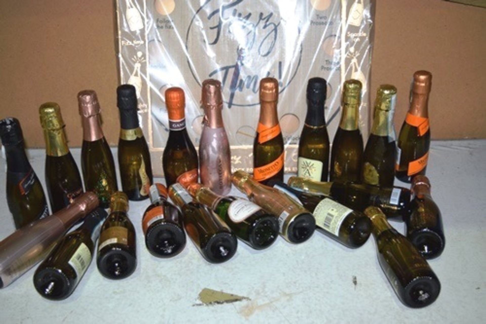 1 x Tick Tock Alco' Clock together with 22 x 20cl/200ml bottles of assorted champagne and - Image 2 of 2