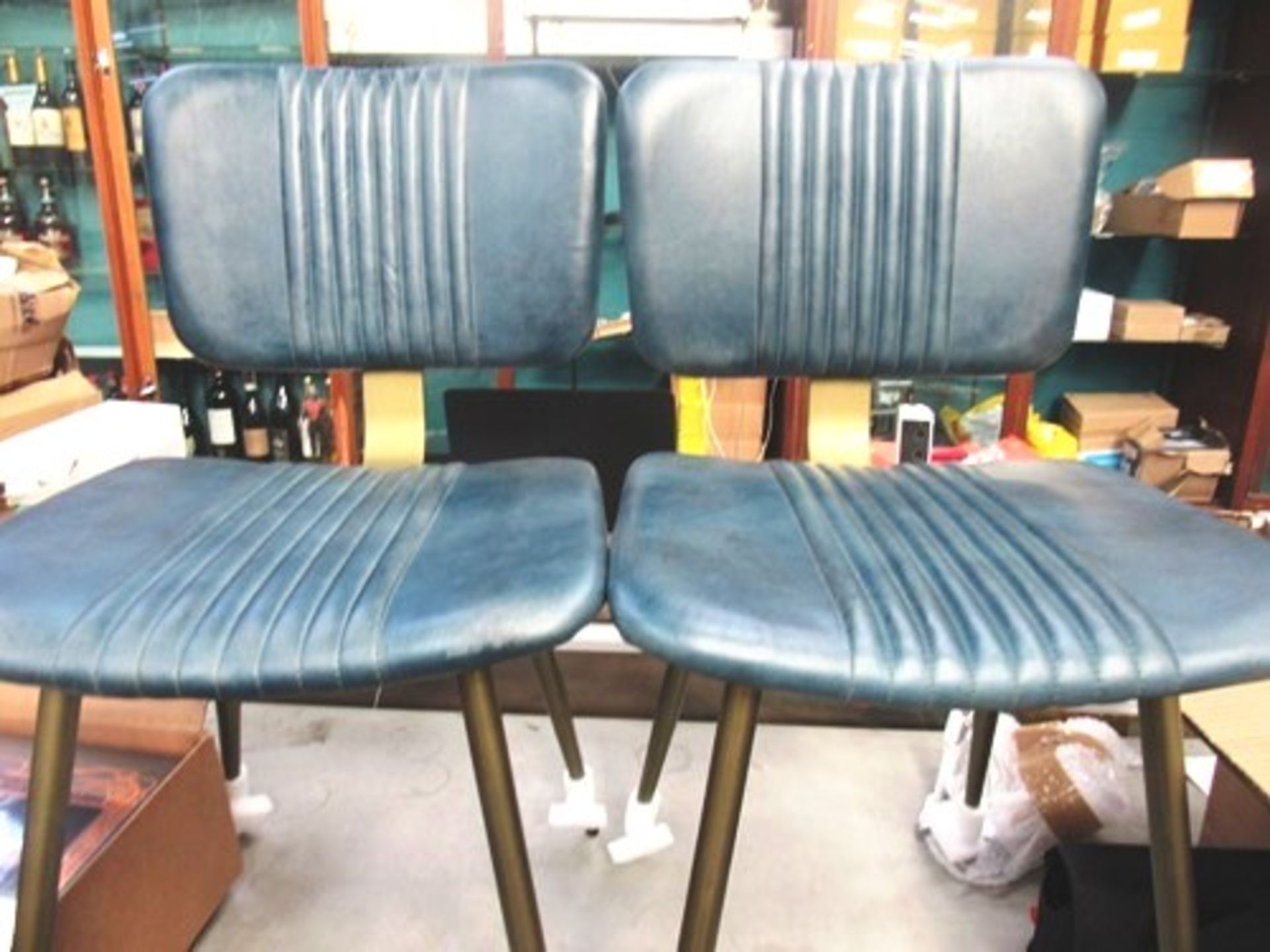 2 x Where Saints leather chairs, model Enfield - New (ctab)